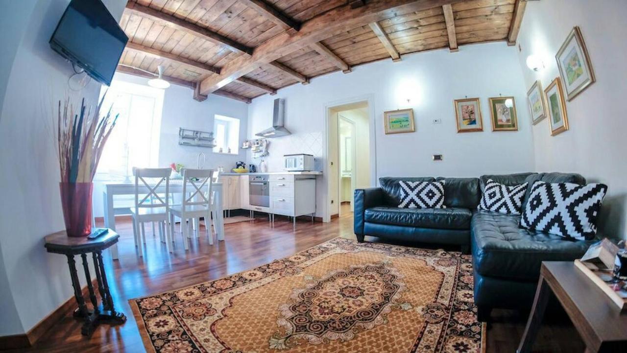 Colosseum 4 Double Bedrooms *