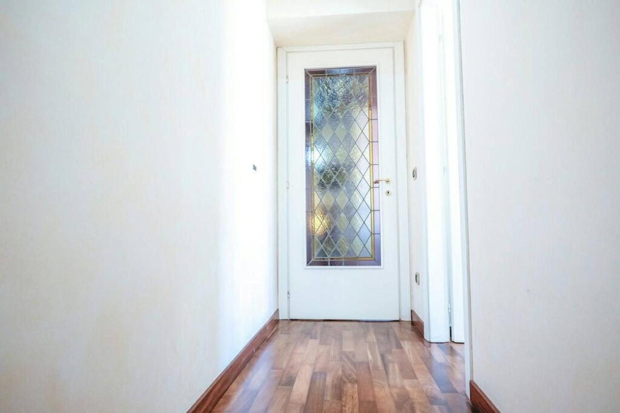 Colosseum 4 Double Bedrooms Apartment