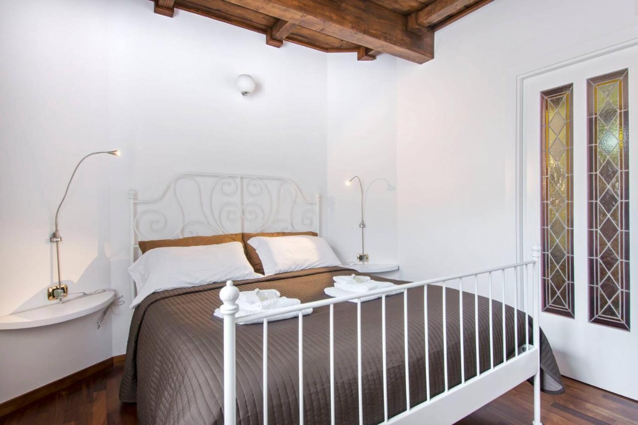 Colosseum 4 Double Bedrooms Apartment