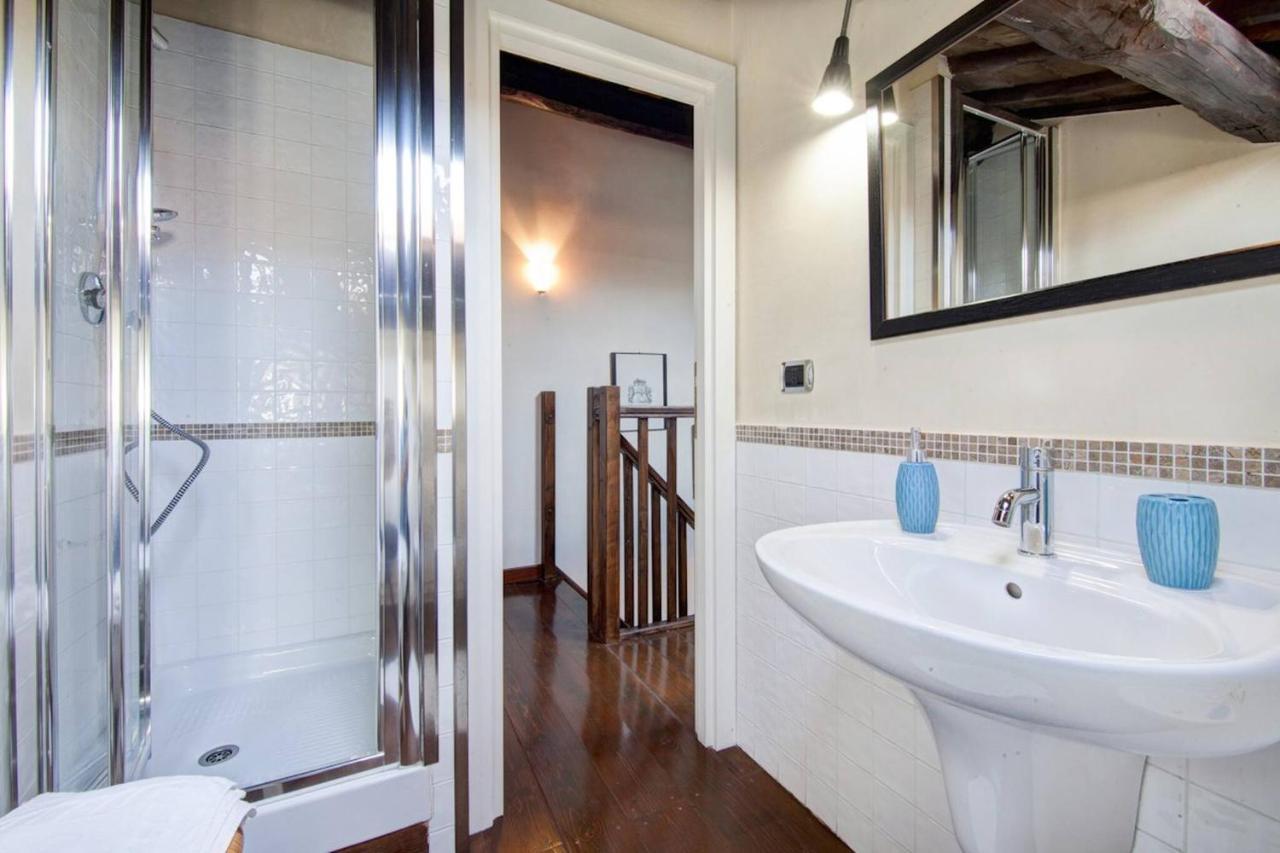 Colosseum 4 Double Bedrooms Apartment