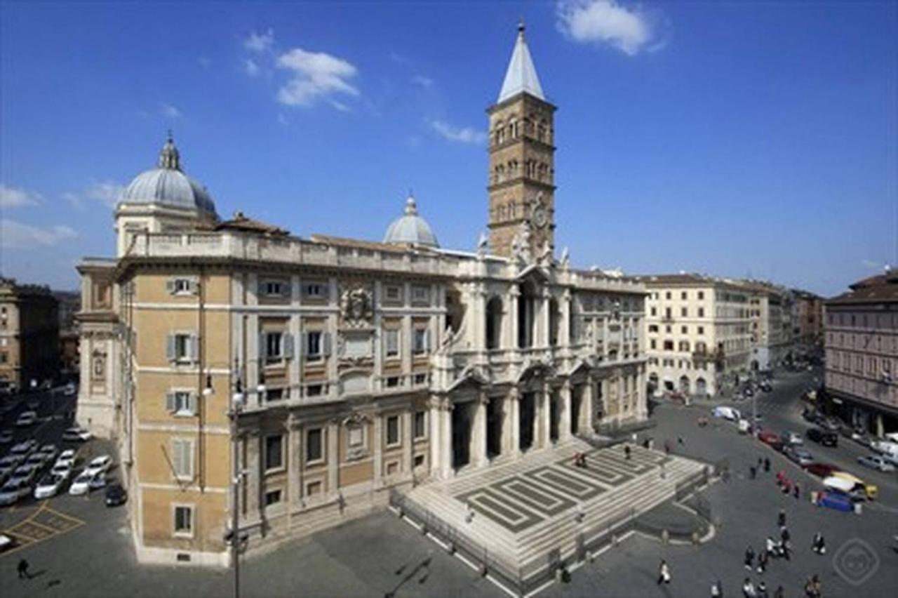 Colosseum 4 Double Bedrooms *